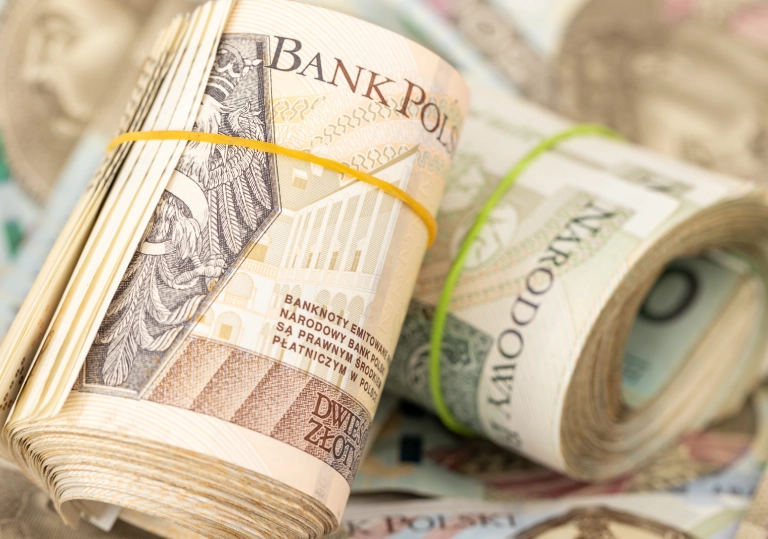banknoty w&nbsp;rulonie